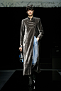 Giorgio Armani Fall 2020 Ready-to-Wear Fashion Show : The complete Giorgio Armani Fall 2020 Ready-to-Wear fashion show now on Vogue Runway.