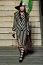 00040-gucci-resort-2023-credit-salvatore-dragone-gorunway.jpg (2240×3360)