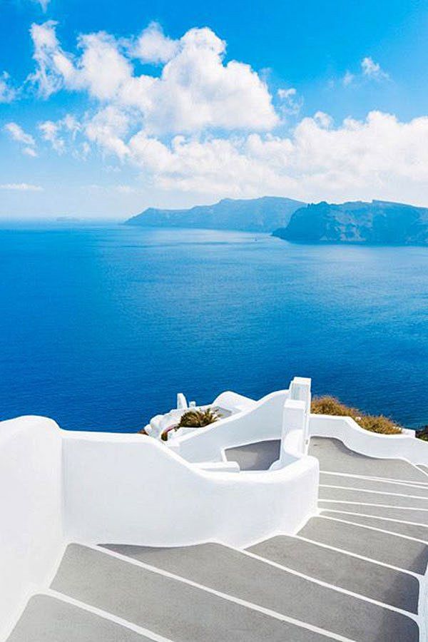 Santorini White Step...