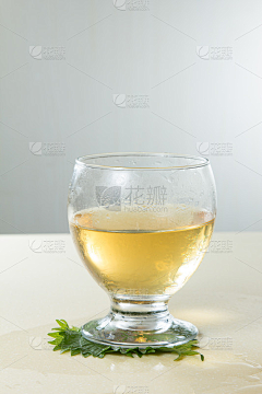 番薯设计采集到玻璃茶杯 茶