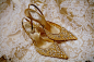 金色镶钻尖头新娘婚鞋，打造闪耀新娘 - 微幸福 - 幸福婚嫁网