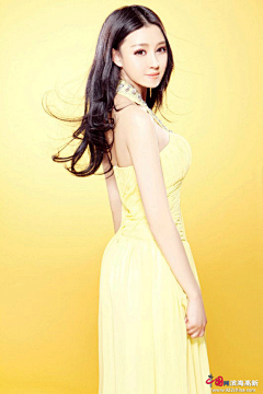 金色年华h采集到美女1