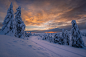 Skiing in to Paradis by Jørn Allan Pedersen