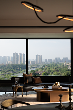 书桌上印迹采集到城市空间