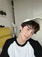 羊毛卷少年