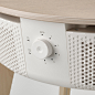 宜家STARKVIND 斯达文 带有空气净化器的桌子 着色橡木贴面/白色 - IKEA : 宜家 - STARKVIND 斯达文,带有空气净化器的桌子,着色橡木贴面/白色,空气净化器可以设置为自动模式，它会自动检测空气中的颗粒物(PM2.5)，然后调节风扇转速，这样你就可以腾出时间精力去做其他事情。你可以将电线收进其中一个桌腿内或是空气净化器内，告别杂乱的电线缠绕。产地见包装