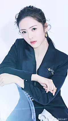 #蔡文静##蔡文静0103生日快乐#

酷Кù嗳静仔
我的血槽啊
@蔡文静 

【爱装时尚1223】截屏微调壁纸6p/戳原图/禁一切 ​​​​