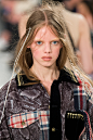 MXModels_Mariana_Zaragoza_Maison_Margiela-2017-Fall2.jpg (1796×2700)