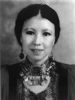 乔夏采集到优雅女人
