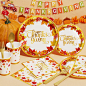 Amazon.com： 感恩节派对装饰品 - 291 件秋季生日派对用品一次性餐具套装（25 位客人）与枫叶纸盘餐巾桌布背景气球花环套件秋季假期： 玩具和游戏