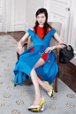 Dior Fall/Winter 2014 Campaign - 空白杂志 NONZEN.com : Dior 发布 2014 秋冬形象，超模孙菲菲领衔出演，画面表现了时尚闺蜜们在中世纪风格的公寓中慵懒小聚。
