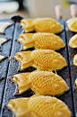 Japanese sweets -Taiyaki- : photo by 3liz4, via Flickr | Wagashi.