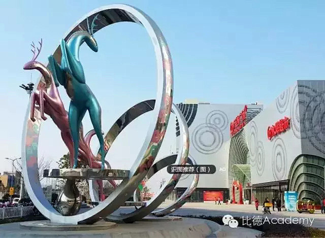 来自世界各地的商业街人气爆棚的情景小品！