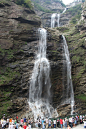 三叠泉，庐山中最壮观的一道瀑布。,游在一方