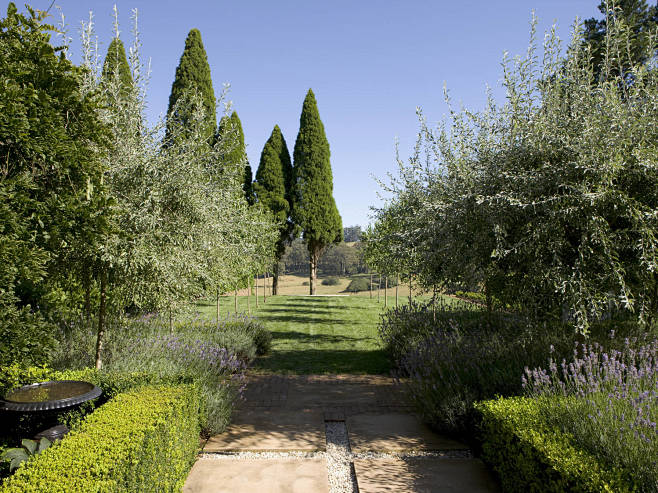 Peter Fudge Gardens ...