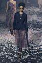 Christian Dior Spring 2019 Ready-to-Wear Fashion Show : The complete Christian Dior Spring 2019 Ready-to-Wear fashion show now on Vogue Runway.