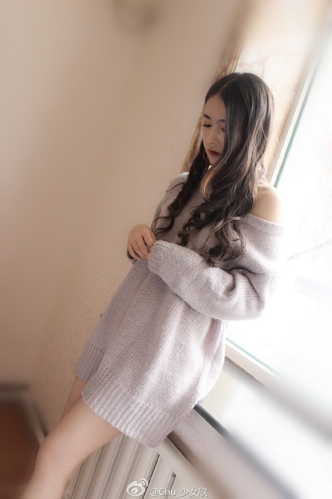 组图吉大校花晒唯美写真笑容甜美长腿迷人毕业于吉林大学的校花在微博