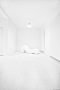 MY STUDIO: THE WHITE ROOM