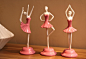 云饰界 新款创意现代简约树脂芭蕾舞跳舞人物摆件家居装饰工艺品http://www.moihu.com/p40991.html__家居网购产品推荐--美乎网