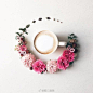 #早安##摄影第二自然##花艺# 
日本博主Sawa的咖啡与花艺，唤醒清新。 ​​​​