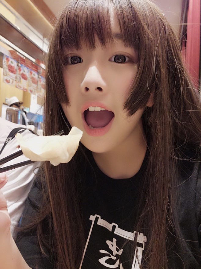 行# 
@草莓美瞳殿caomeiyoki...