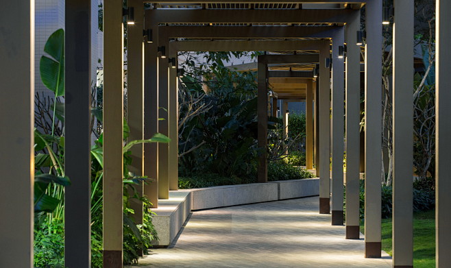 深圳华润大冲新城花园现代商业公寓特色廊架灯光夜景景观设计sed新西