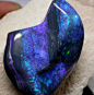 rnoon-beam:

250 carat Black Opal. what a beaut.

