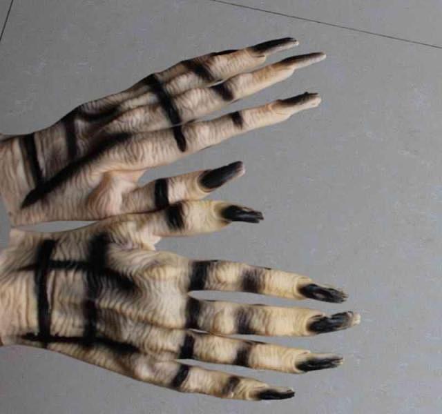 整人恐怖玩具魔鬼魔爪鬼爪子狼爪子巫婆爪子魔鬼手套