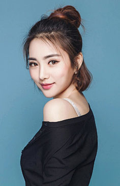 com采集壹鸟轩雁采集到国外美女摄影师张扬作品《圣诞快乐【玛丽皇后