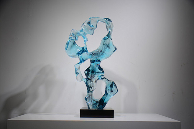 家居装饰摆件抽象透明树脂雕塑铂晶艺术品现代客厅玄关摆设饰品淘宝网