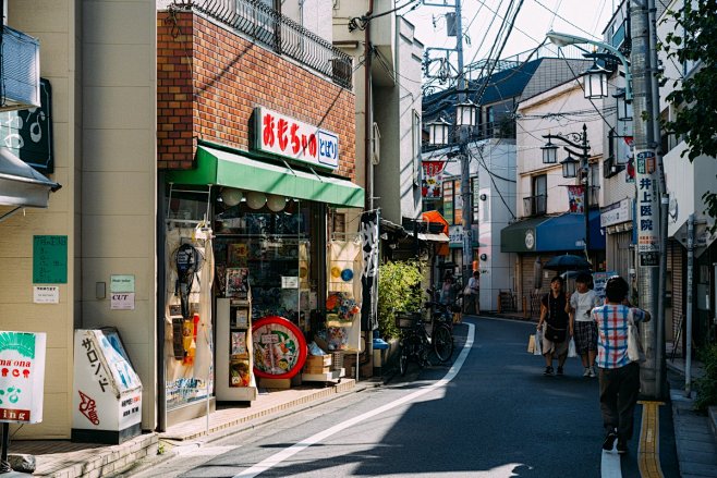 实拍现代住宅，街道（室外）

