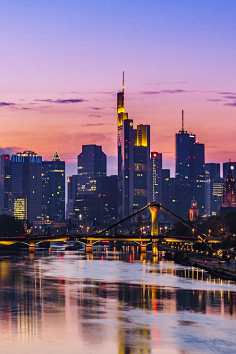 地产配图人物建筑景