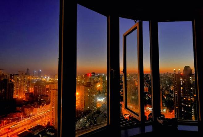窗户夜景的搜索结果_百度图片搜索