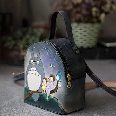 绿猫纯手工定制双肩包手绘包龙猫背包皮雕复古包包 : 绿猫纯手工定制双肩包手绘包龙猫背包皮雕复古包包