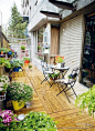 一招阳台变凉台：木地板、绿植 - 爱乐活 - 品质生活消费指南