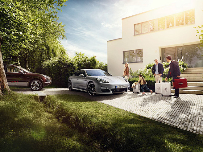 Porsche Service : It...