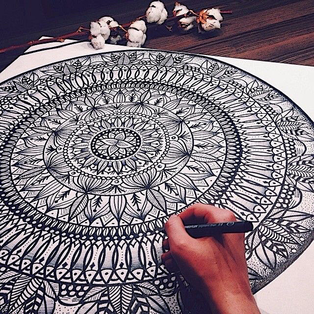 禅绕画黑白画缠绕画