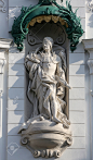 國王腓特烈三世雕塑Wustenrot大廈在奧地利維也納 免版權照片，圖片，畫像及圖片庫. Image 35651098.