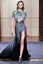 Julien Macdonald2009秋冬高级成衣发布秀_2009伦敦时装周图片83572_T台展示_VOGUE时尚网