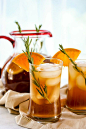 Rosemary orange ice tea has a light, slightly sweet flavor from the citrus with just a hint of rosemary in the background. | lisasdinnertimedish.com: 