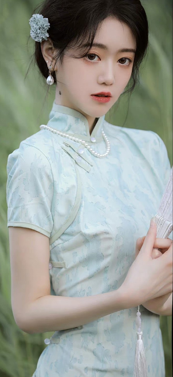 一旗一佳人
采集@别致的七
cr：新新