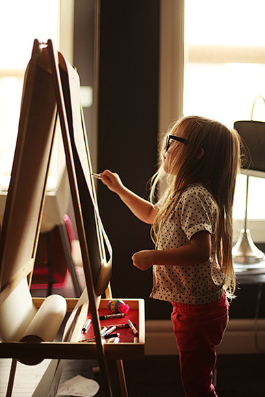 Oh~My little Painter...