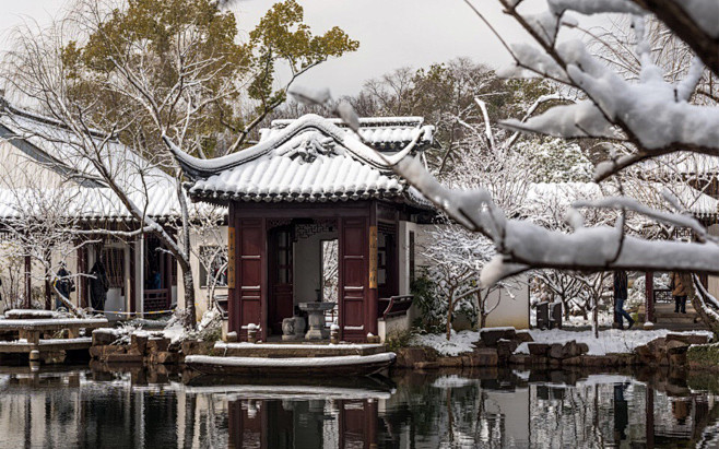 冬日古典园林唯美雪后风光高清壁纸