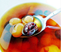 【芸豆红枣甜汤】白芸豆和红枣洗净，放到电压力锅中，加水，加润喉糖，加冰糖，两小时后，就可以吃枣、吃豆、喝甜汤了