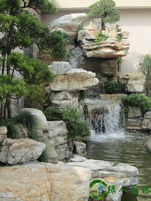 庭院龟纹石假山流水景观