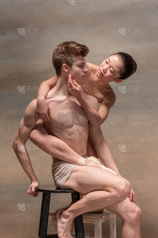 芭蕾舞者,异性恋,灰色背景,注视镜头,芭...