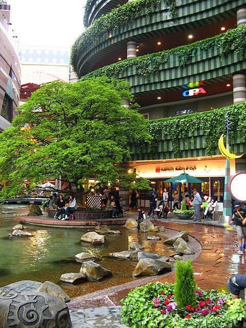 Canal City Hakata, J...