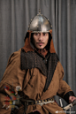 【Wei's LH Igloo】
 10th-12th Century- Man at Arms
空想造型｜中古时期｜袍服披甲武士

灵感来源:
中国古代隋唐，契丹，吐蕃等武备文化元素的借鉴和造型尝试

搭配要素一览：
*圆领袍
*皮顿项胄
*对襟直身札甲
*披袄
*佩刀
*胡禄
*弓囊以及弓箭

Overall Design：@柿子菌stargazer 

#这就是中国风##汉服##唐朝##甲胄##盔甲#