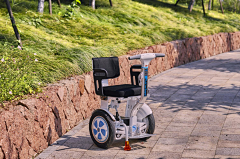 爱尔威智能科技采集到Airwheel爱尔威A6智能平衡代步车