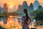 郊外旅游可爱女孩背影